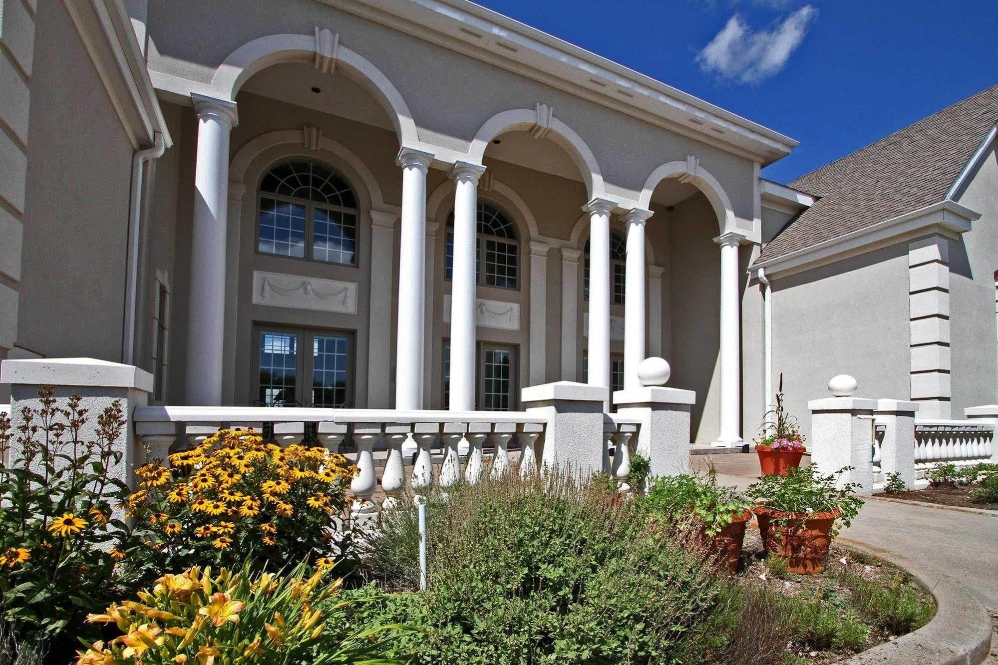 Claremont Inn & Winery Stratton Esterno foto